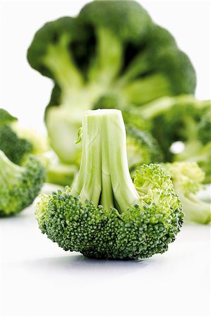 Broccoli florets Stock Photo - Premium Royalty-Free, Code: 659-03536531