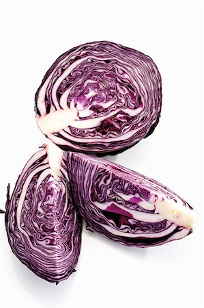 Red cabbage, cut into pieces Foto de stock - Sin royalties Premium, Código: 659-03536533