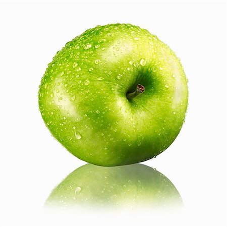 simsearch:659-03534338,k - Green apple with drops of water and reflection Foto de stock - Sin royalties Premium, Código: 659-03536594