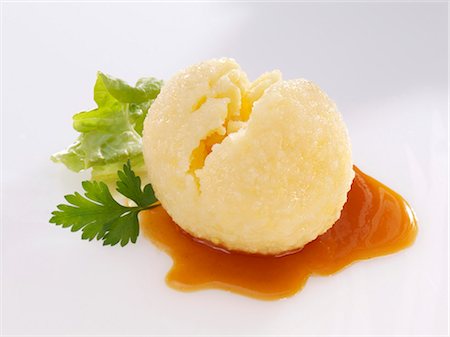 simsearch:659-03525182,k - Potato dumpling with gravy and parsley Stock Photo - Premium Royalty-Free, Code: 659-03536617