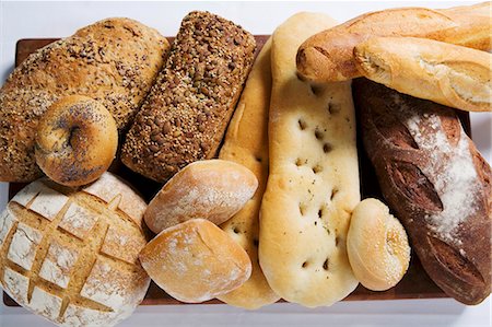 Various types of bread and bread rolls Stock Photo - Premium Royalty-Free, Code: 659-03536649
