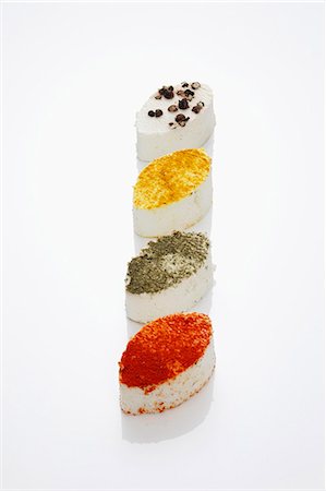 simsearch:659-03535699,k - Goat's cheese with various spices Fotografie stock - Premium Royalty-Free, Codice: 659-03537165