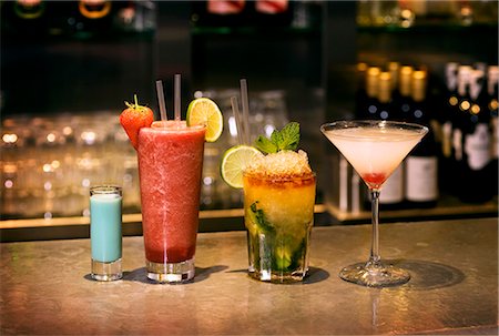 different cocktails - Various cocktails on a bar Stock Photo - Premium Royalty-Free, Code: 659-03537282