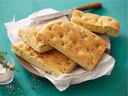flat bread - Focaccia with salt and thyme Stock Photo - Premium Royalty-Free, Code: 659-03537461