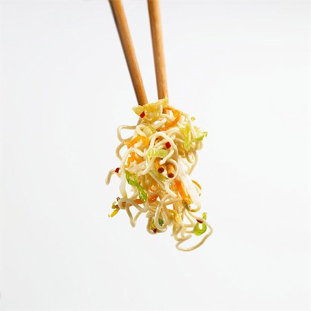 Stir-fried noodles and sprouts Stock Photo - Premium Royalty-Free, Code: 659-03530108