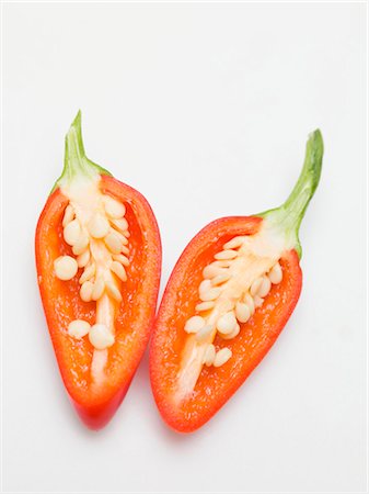 Red chilli, halved Stock Photo - Premium Royalty-Free, Code: 659-03530253