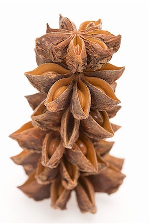 Several star anise, stacked Stock Photo - Premium Royalty-Free, Code: 659-03530333