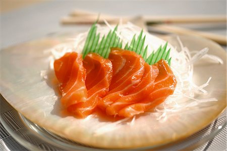 rettich - Lachs-Sashimi mit Rettich Stockbilder - Premium RF Lizenzfrei, Bildnummer: 659-03530577