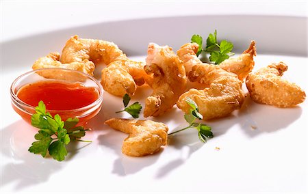 shrimp & sauce - Deep-fried prawns with chilli dip Stock Photo - Premium Royalty-Free, Code: 659-03531161