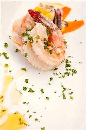 simsearch:659-03530088,k - Steamed Shrimp with Mustard Seeds and Chives Stock Photo - Premium Royalty-Free, Code: 659-03531783