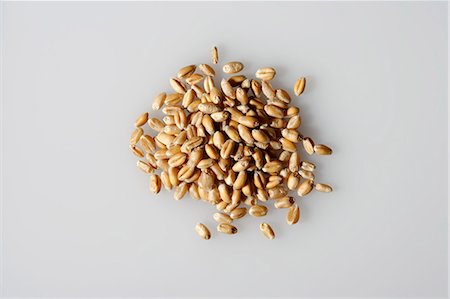 simsearch:659-07599207,k - Grains of wheat Stock Photo - Premium Royalty-Free, Code: 659-03532035