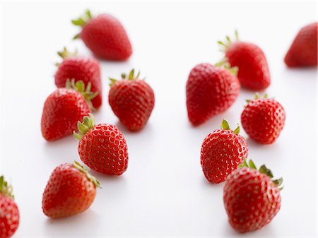 simsearch:659-01844009,k - Fresh strawberries Foto de stock - Sin royalties Premium, Código: 659-03532296