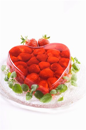 strawberry dish - Heart-shaped strawberry jelly Stock Photo - Premium Royalty-Free, Code: 659-03533199