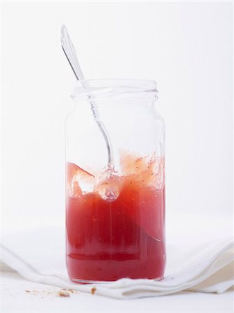 soft fruit conserve - Strawberry Prosecco jam Stock Photo - Premium Royalty-Free, Code: 659-03533240