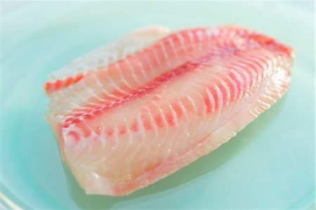 simsearch:659-03529994,k - A tiliapia fillet Foto de stock - Sin royalties Premium, Código: 659-03533344