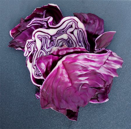 red cabbage - Red cabbage (two pieces) Stock Photo - Premium Royalty-Free, Code: 659-03533410