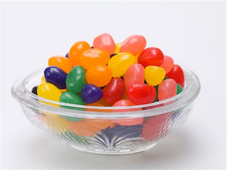 simsearch:659-06152133,k - Assorted jelly beans in glass dish Stock Photo - Premium Royalty-Free, Code: 659-03533658