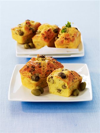 simsearch:652-05806697,k - Olive and thyme mini savoury cakes Stock Photo - Premium Royalty-Free, Code: 652-05806699