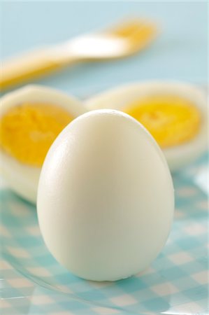 Hard-boiled eggs Foto de stock - Sin royalties Premium, Código: 652-05806781