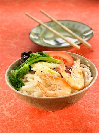 Noodles with shrimps Stock Photo - Premium Royalty-Free, Code: 652-05806909