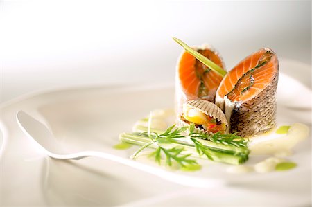 exclusivo - Raw salmon with herbs Foto de stock - Sin royalties Premium, Código: 652-05807006