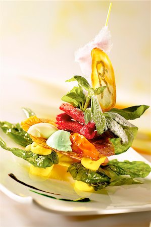 simsearch:652-03634796,k - Sorbets and basil Mille-feuille Foto de stock - Sin royalties Premium, Código: 652-05807003
