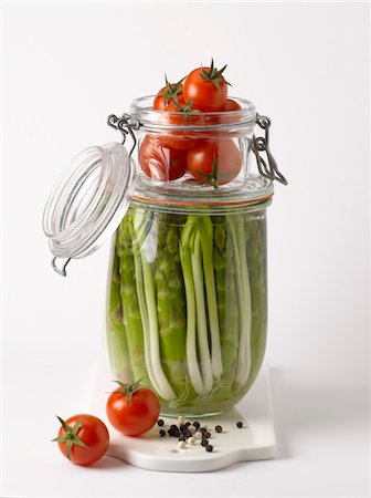 preserves and jar - Jar of preserved green asparagus and scallion Stock Photo - Premium Royalty-Free, Code: 652-05807280