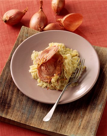 Andouille de Guéméné with mashed potatoes Stock Photo - Premium Royalty-Free, Code: 652-05807324