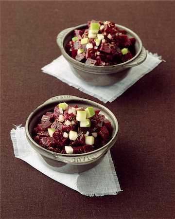 Rote Rüben und Apfel-Salat mit Kreuzkümmel Stockbilder - Premium RF Lizenzfrei, Bildnummer: 652-05807342