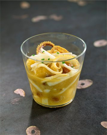 Squid in curry sauce Stock Photo - Premium Royalty-Free, Code: 652-05807730