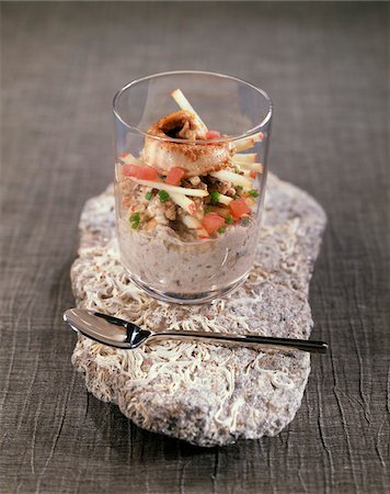 Fresh marinated herring Verrine Foto de stock - Sin royalties Premium, Código: 652-05807746