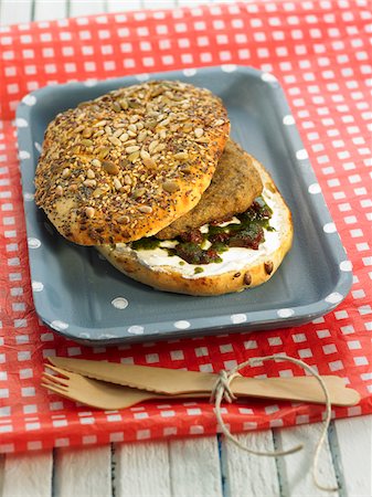 Quinoa und Algen-burger Stockbilder - Premium RF Lizenzfrei, Bildnummer: 652-05807870
