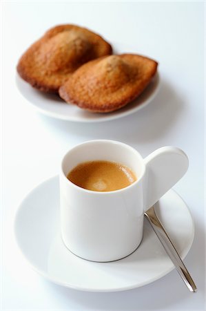 Expresso and Madeleines Stock Photo - Premium Royalty-Free, Code: 652-05808283