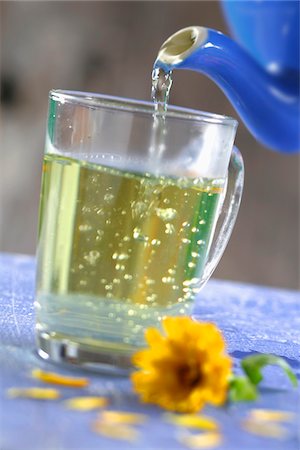 still life with tea - Marigold infusion Stock Photo - Premium Royalty-Free, Code: 652-05808321