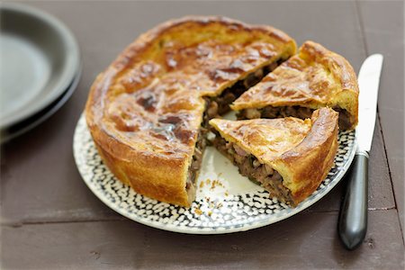 Tarte aux champignons Photographie de stock - Premium Libres de Droits, Code: 652-05808475