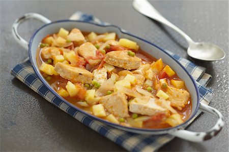 fish stew - Sicilian-style tuna Stock Photo - Premium Royalty-Free, Code: 652-05808473