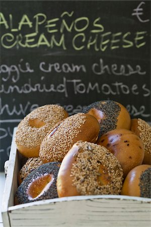 poppy seed - Different flavored bagels on a tray Stock Photo - Premium Royalty-Free, Code: 652-05808577