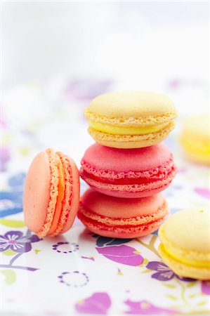 stacked pastries - Mixed citrus fruit macaroons Stock Photo - Premium Royalty-Free, Code: 652-05808610