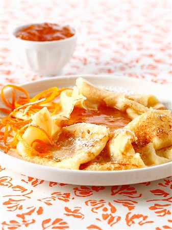 Crêpe Suzette Stock Photo - Premium Royalty-Free, Code: 652-05808635