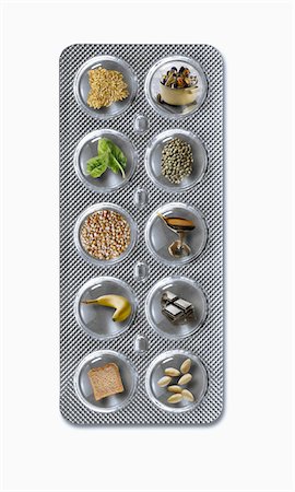 pill production - Tablet of products with a high level of magnesium Stock Photo - Premium Royalty-Free, Code: 652-05808676