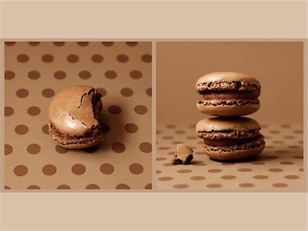 simsearch:652-05806627,k - Composition avec des macarons au chocolat Photographie de stock - Premium Libres de Droits, Code: 652-05808892