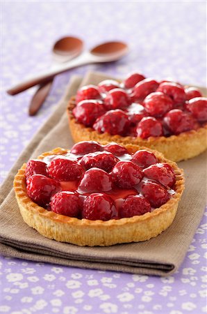 duet - Raspberry tartlets Foto de stock - Sin royalties Premium, Código: 652-05808978