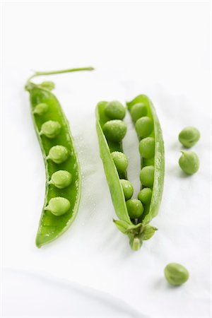 Peas in their pods Foto de stock - Sin royalties Premium, Código: 652-05809083