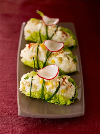 simsearch:652-05808518,k - Lettuce,goat's cheese and radish Sushis Stock Photo - Premium Royalty-Free, Code: 652-05809403