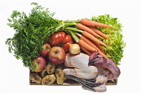 simsearch:652-05808400,k - Crate of oraganic farm products Stock Photo - Premium Royalty-Free, Code: 652-05809585