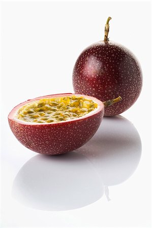 passion fruit - Passionfruits Stock Photo - Premium Royalty-Free, Code: 652-06818632