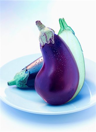 simsearch:652-06819249,k - Eggplants Foto de stock - Sin royalties Premium, Código: 652-06818700