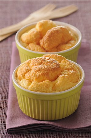 simsearch:652-03802121,k - Cheese soufflé Stockbilder - Premium RF Lizenzfrei, Bildnummer: 652-06819149