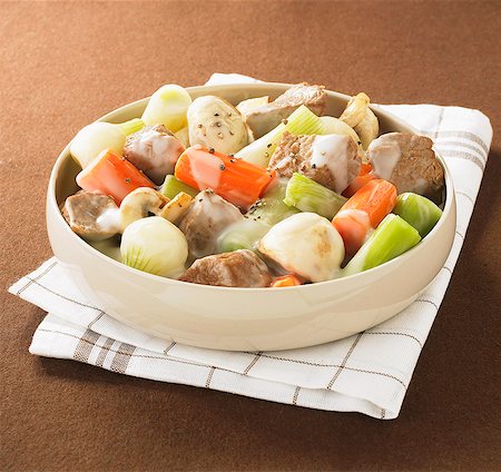 simsearch:652-05807348,k - Veal blanquette Stock Photo - Premium Royalty-Free, Code: 652-06819327