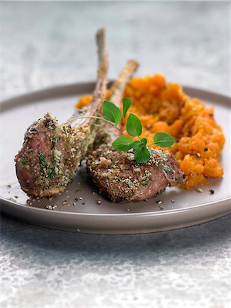 simsearch:652-05809184,k - Lamb chops with carrot puree Stock Photo - Premium Royalty-Free, Code: 652-07655116